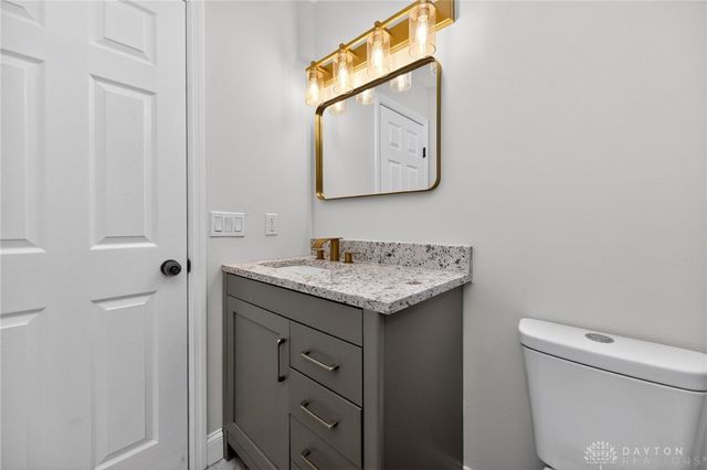 811 Wind Bluff Point, Springboro, OH 45066