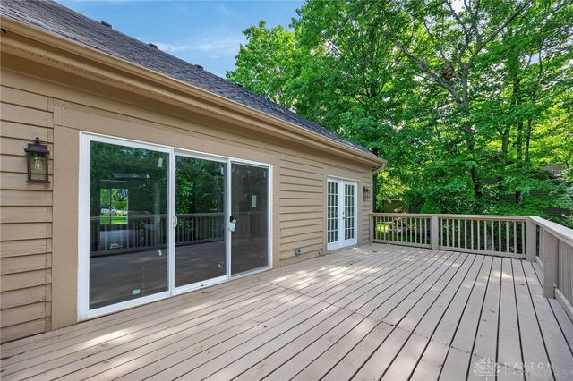 811 Wind Bluff Point, Springboro, OH 45066