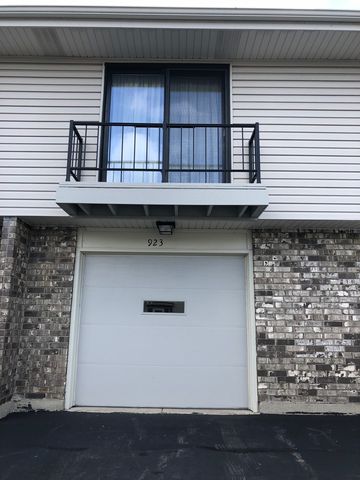 923 Sagamore Drive 1172, Schaumburg, IL 60194