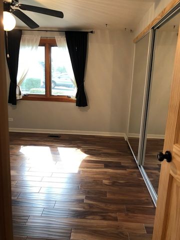 923 Sagamore Drive 1172, Schaumburg, IL 60194