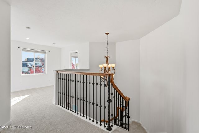 17211 E Rosemont Ln, Spokane Valley, WA 99016