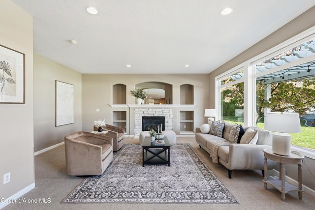 17211 E Rosemont Ln, Spokane Valley, WA 99016