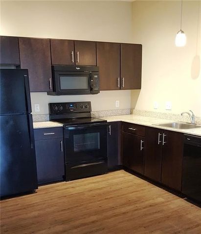 1655 Fifth Avenue 312, Downtown Pgh, PA 15219