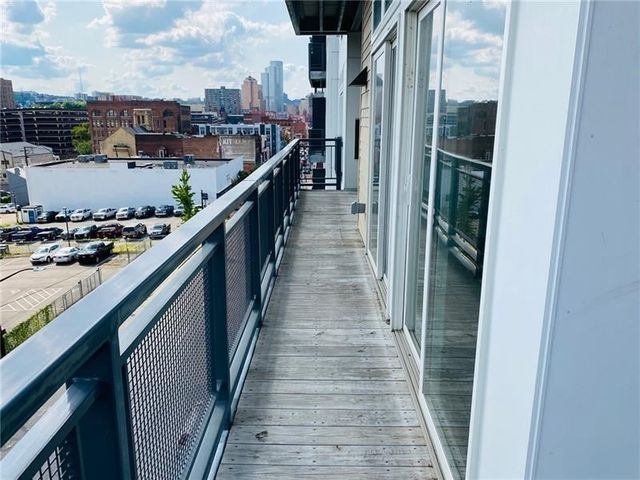 1655 Fifth Avenue 312, Downtown Pgh, PA 15219
