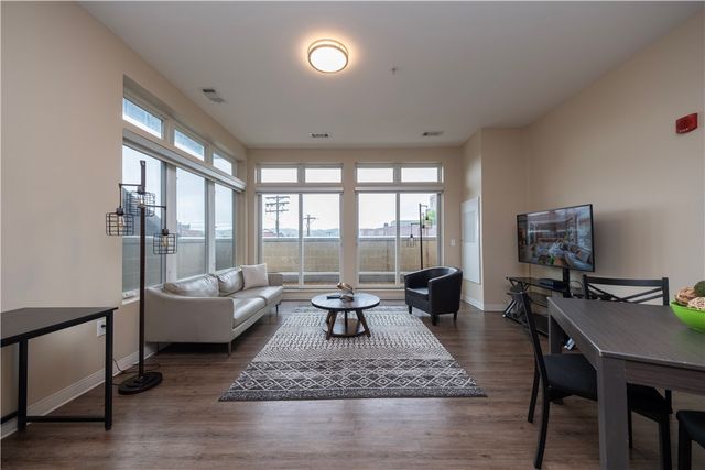 1655 Fifth Avenue 312, Downtown Pgh, PA 15219