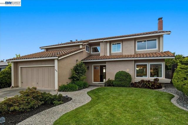 6086 Bellingham Dr, Castro Valley, CA 94552