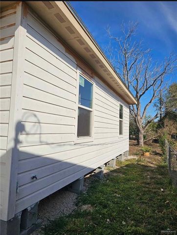 614 E Birch Avenue, Alamo, TX 78516