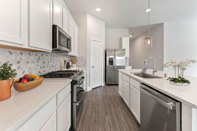 9903 Silverling Court, Conroe, TX 77385