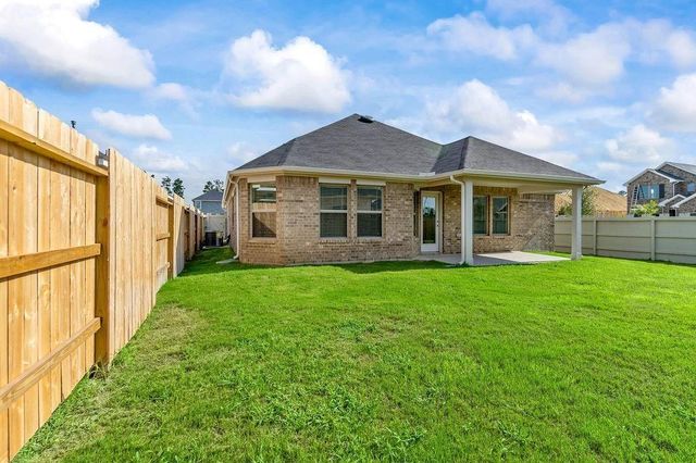 9903 Silverling Court, Conroe, TX 77385