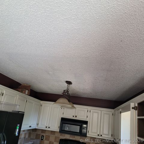 4409 W Toledo Street, Broken Arrow, OK 74012