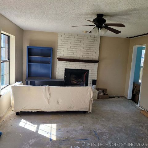 4409 W Toledo Street, Broken Arrow, OK 74012