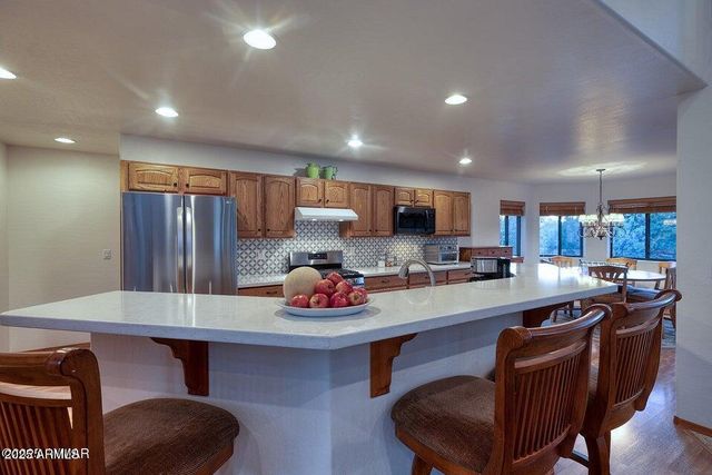 280 CEDAR BREAKS Avenue, Show Low, AZ 85901