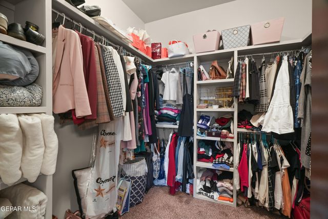 1664 LARK BUNTING Lane, El Paso, TX 79911
