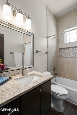 1664 LARK BUNTING Lane, El Paso, TX 79911