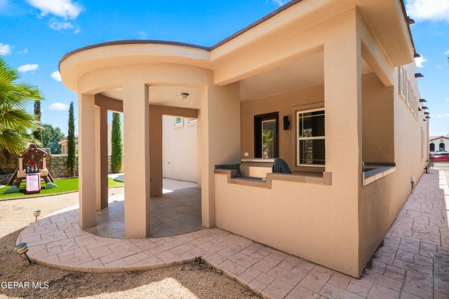 1664 LARK BUNTING Lane, El Paso, TX 79911
