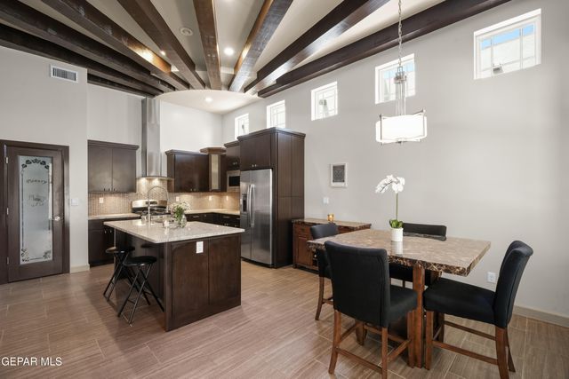 1664 LARK BUNTING Lane, El Paso, TX 79911