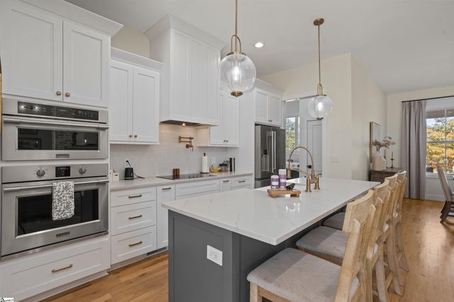 1543 Highway 11, Chesnee, SC 29323