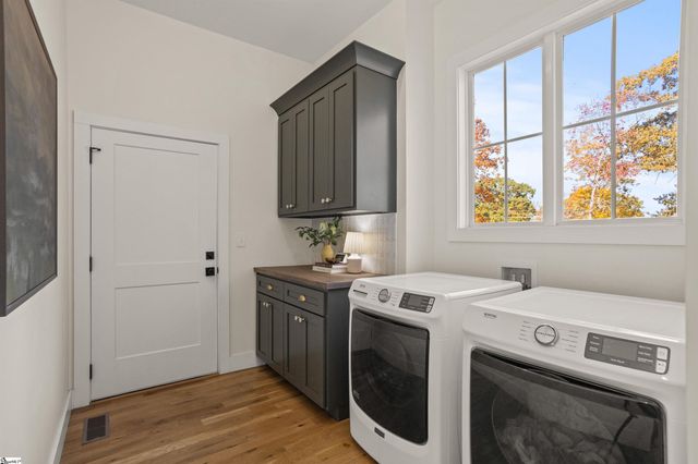 1543 Highway 11, Chesnee, SC 29323