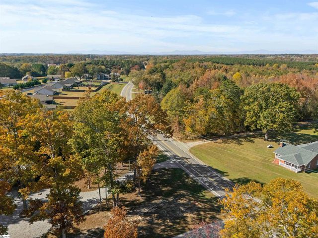 1543 Highway 11, Chesnee, SC 29323