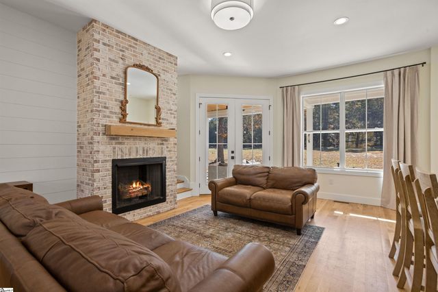 1543 Highway 11, Chesnee, SC 29323