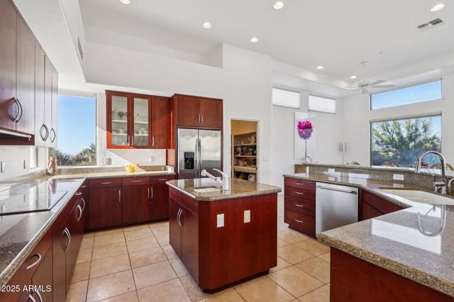 28729 N 107TH Street, Scottsdale, AZ 85262