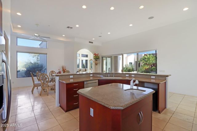 28729 N 107TH Street, Scottsdale, AZ 85262