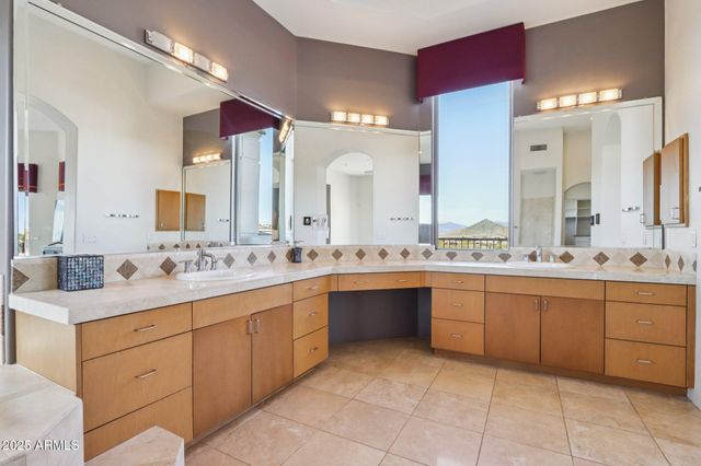 28729 N 107TH Street, Scottsdale, AZ 85262