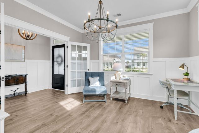 607 Yellow Leaf Lane, Summerville, SC 29486