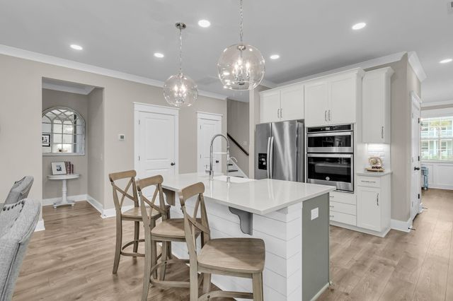 607 Yellow Leaf Lane, Summerville, SC 29486