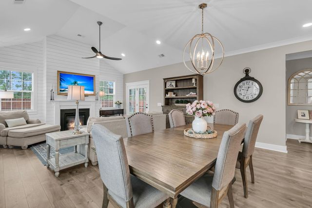 607 Yellow Leaf Lane, Summerville, SC 29486