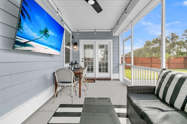 607 Yellow Leaf Lane, Summerville, SC 29486