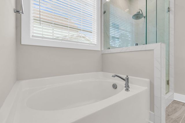 607 Yellow Leaf Lane, Summerville, SC 29486