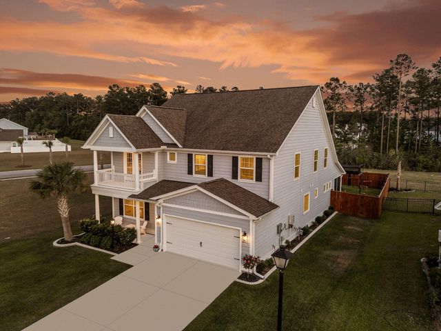 607 Yellow Leaf Lane, Summerville, SC 29486