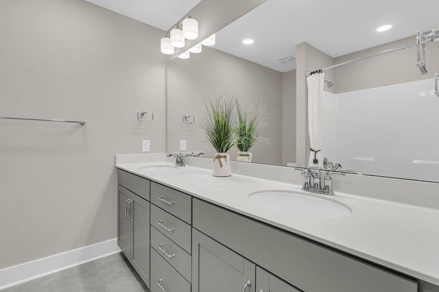 607 Yellow Leaf Lane, Summerville, SC 29486
