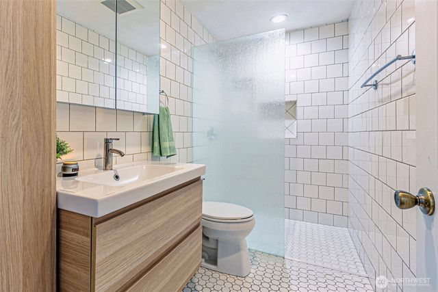 2419 SW 319th Place, Federal Way, WA 98023