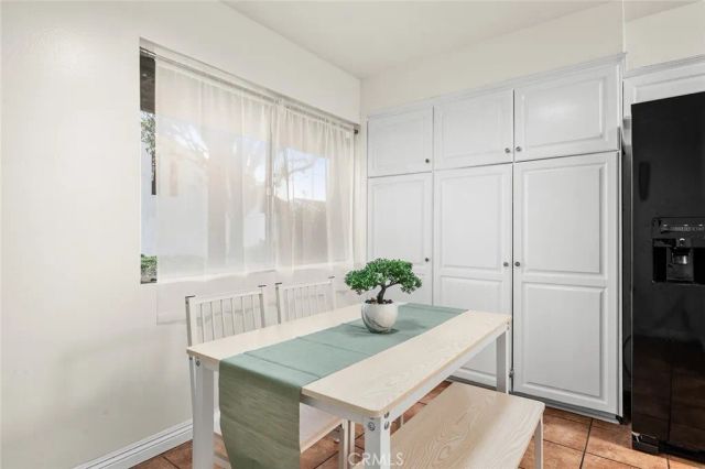 2011 W Katella Avenue 11, Anaheim, CA 92804