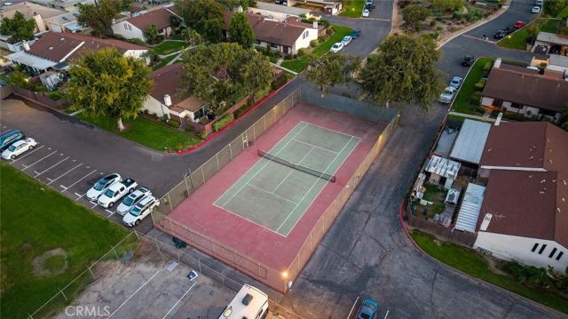 2011 W Katella Avenue 11, Anaheim, CA 92804
