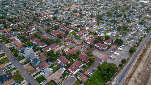 2011 W Katella Avenue 11, Anaheim, CA 92804