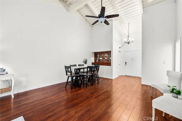 2011 W Katella Avenue 11, Anaheim, CA 92804