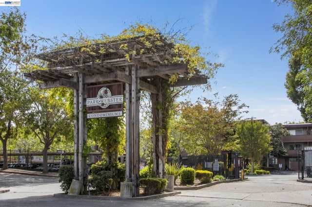 1321 Webster St D116, Alameda, CA 94501