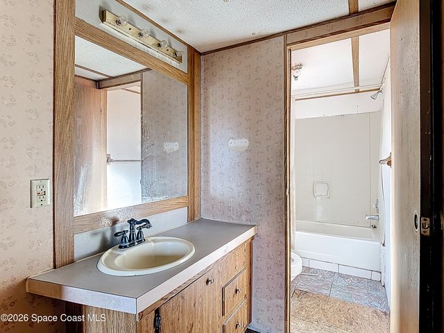 820 Robinson Avenue, St. Cloud, FL 34769