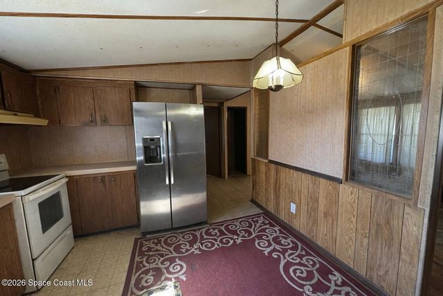 820 Robinson Avenue, St. Cloud, FL 34769