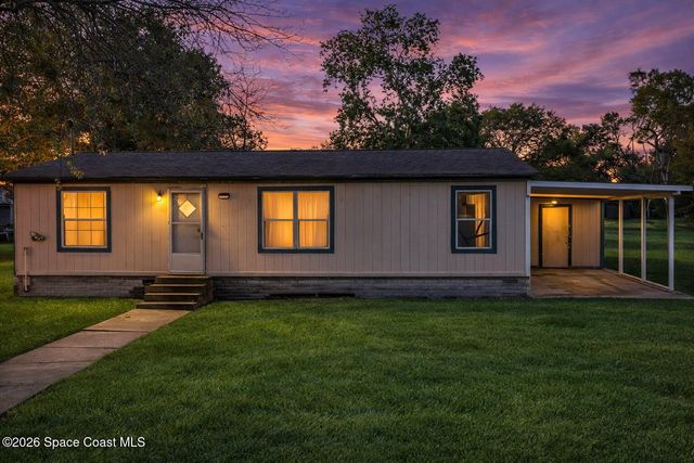 820 Robinson Avenue, St. Cloud, FL 34769