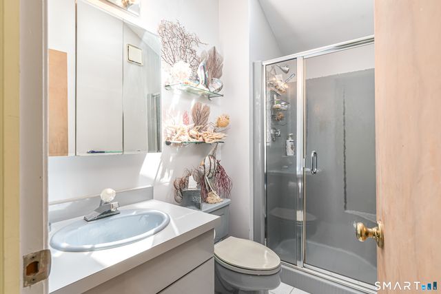 128 Killingworth Road, Haddam, CT 06441