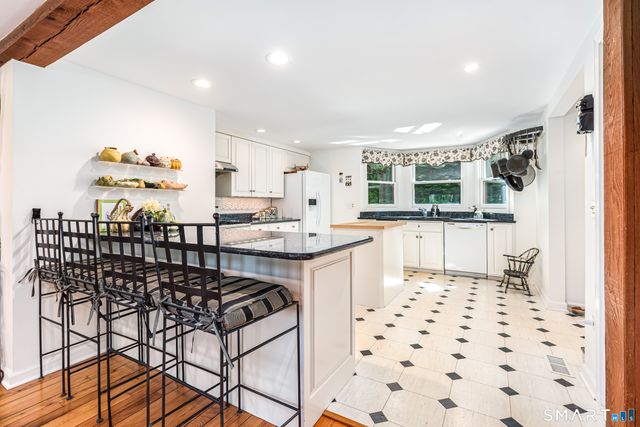 128 Killingworth Road, Haddam, CT 06441