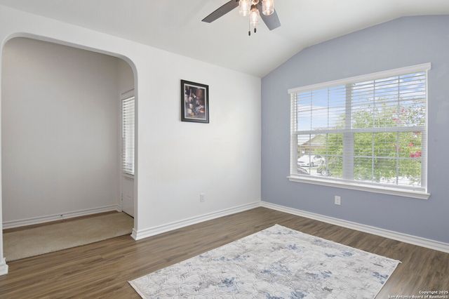 6429 Hoffman Pln, San Antonio, TX 78252