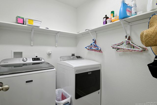 6429 Hoffman Pln, San Antonio, TX 78252