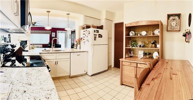 1406 S Larkwood SQ, Fort Myers, FL 33919