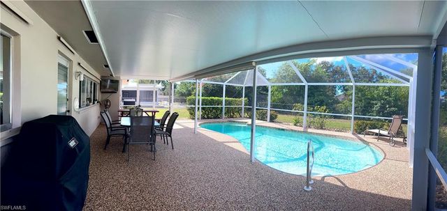 1406 S Larkwood SQ, Fort Myers, FL 33919