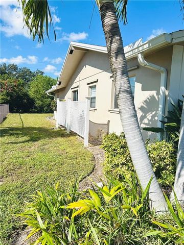 1406 S Larkwood SQ, Fort Myers, FL 33919